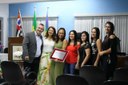 Sessão Solene em Homenagem ao Dia Internacional da Mulher 12/03/20. (Prefeito Municipal e Homenageadas). (<a class="download" href="https://www.ilhacomprida.sp.leg.br/institucional/fotos/12-03-20-dia-da-mulher-2020/dia_da_mulher_13mar2020_68-redim.jpeg/at_download/image">Download</a>)