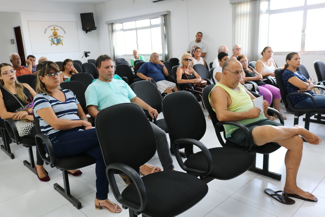 12/04/19 - Reunião com Dirceu Dini e representantes da Prefeitura