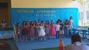 Manhã de autógrafos - Estrelas Literárias, realizado na escola Meu Recanto - 12/12/19. (<a class="download" href="https://www.ilhacomprida.sp.leg.br/institucional/fotos/12-12-19-manha-de-autografos-estrelas-literarias-2019/autografo_estliterarias_12dez19-26-redim.jpg/at_download/image">Download</a>)