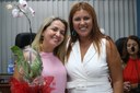 Ligia Klike (vide-prefeita) e Andressa Ceroni (vereadora) (<a class="download" href="https://www.ilhacomprida.sp.leg.br/institucional/fotos/dia-da-mulher-2019/img_6369-diamulher2019.jpg/at_download/image">Download</a>)