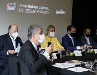 Governo de SP apresentou a prefeitos o Plano Estadual de Imunização contra a COVID-19.